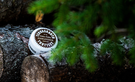 Pihkavoide talvi-ihon pelastajana – näin pihkatuotteet hoitavat kuivaa ja atooppista ihoa
